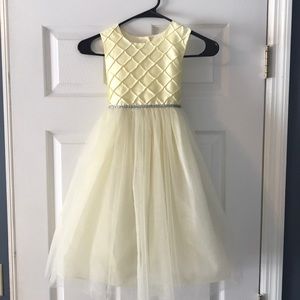 Girl’s Dress